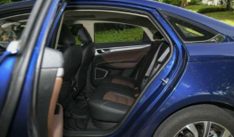 国产a精品,匠心独运，引领潮流的匠心之作